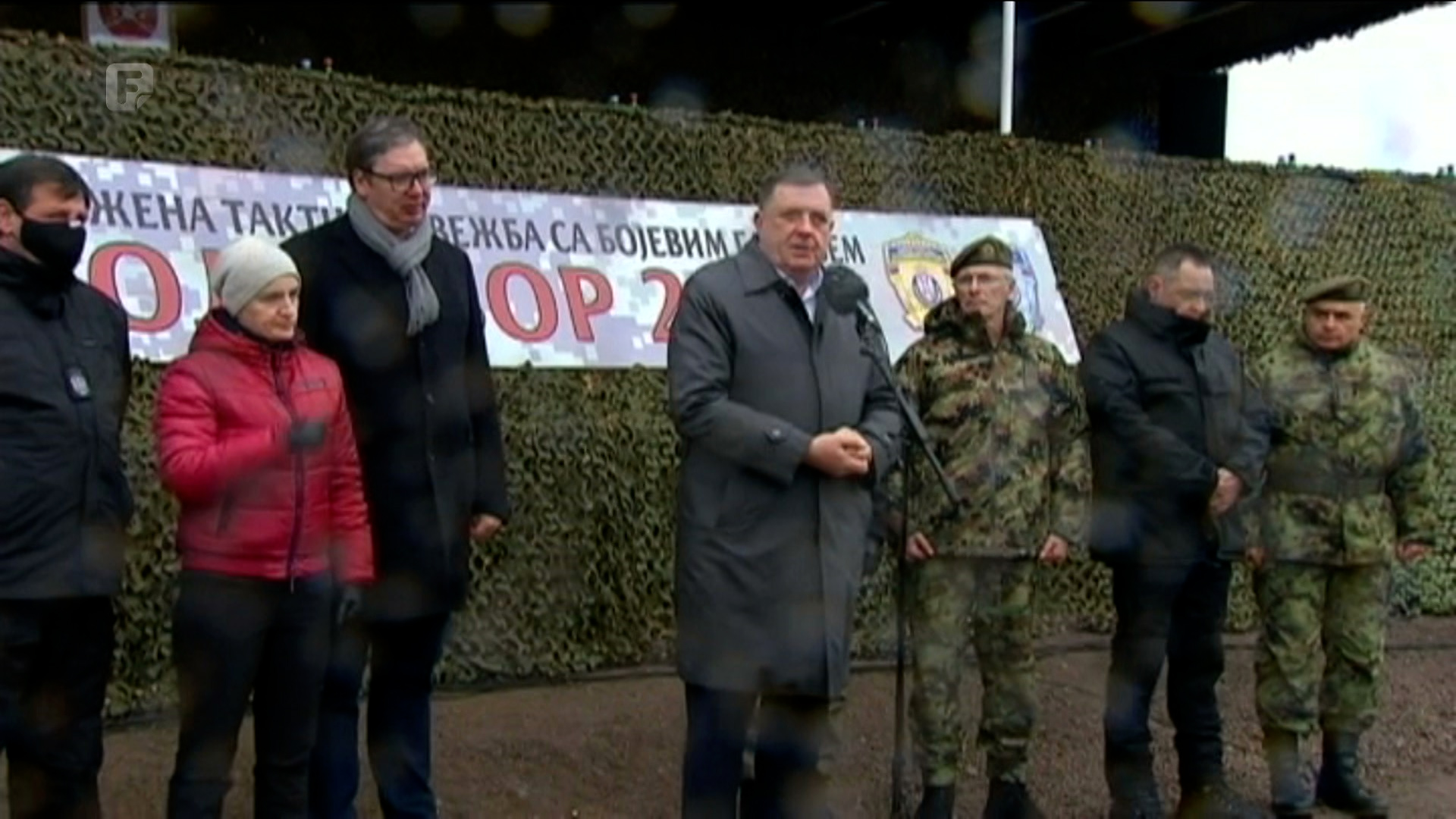 Vučić nije vidio nikakav non paper, Dodik bi prekrajao državu, ali ne i entitet